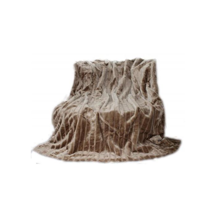 Kuscheldecke in Felloptik